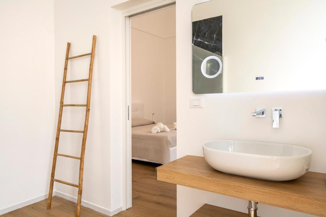 Casa Del Barone - Luxury Suites モノーポリ エクステリア 写真