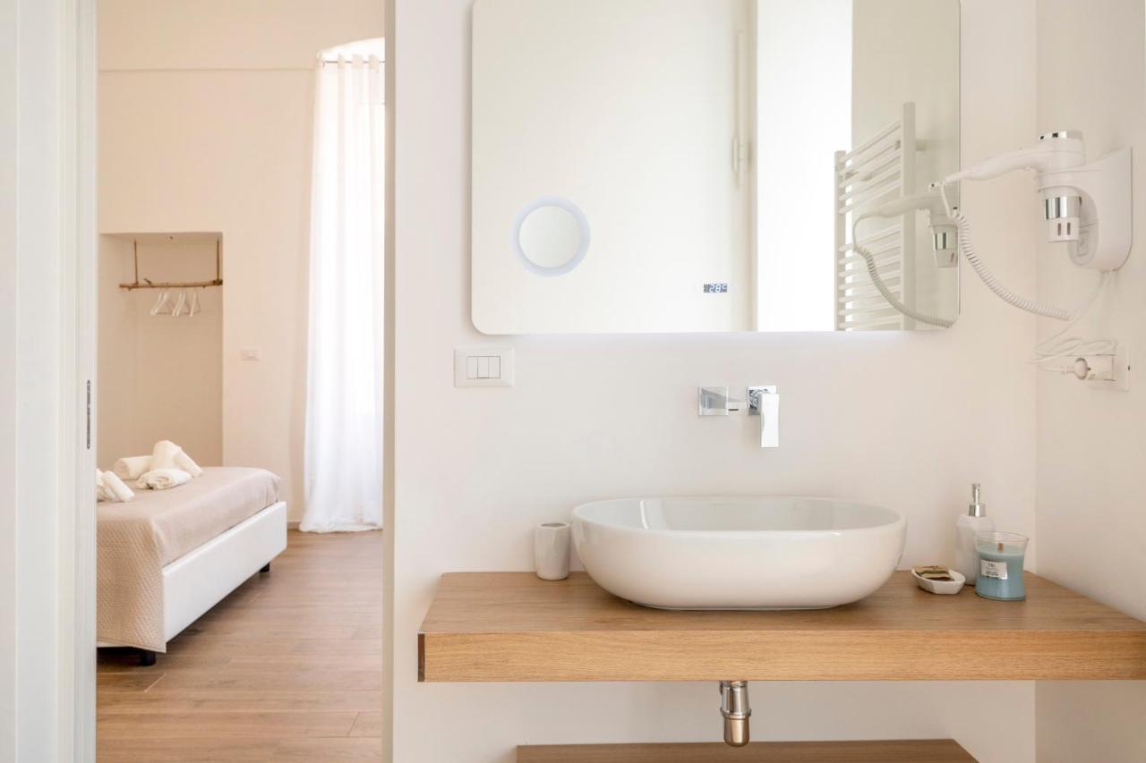 Casa Del Barone - Luxury Suites モノーポリ エクステリア 写真